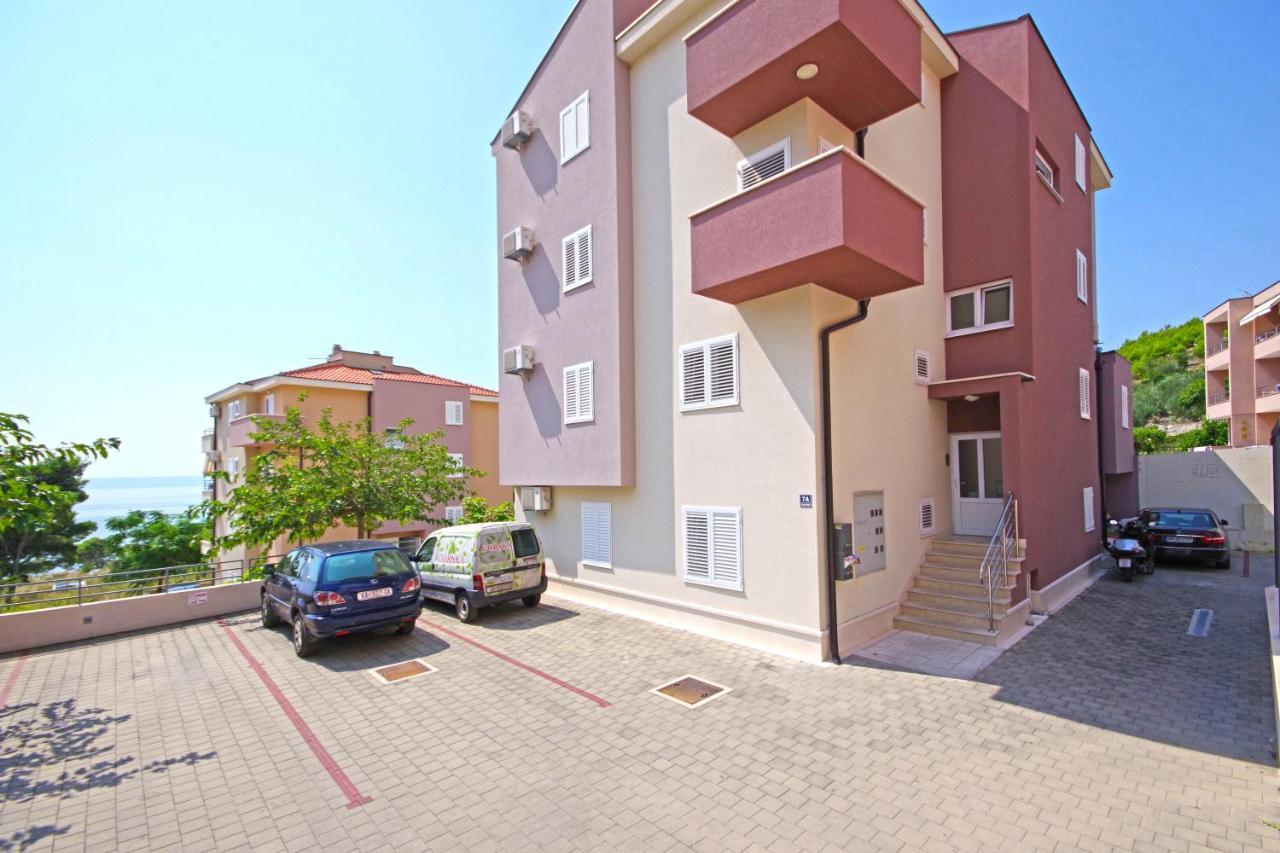 Apartmani Cezar Makarska Exterior photo