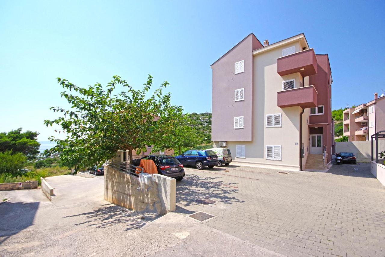 Apartmani Cezar Makarska Exterior photo