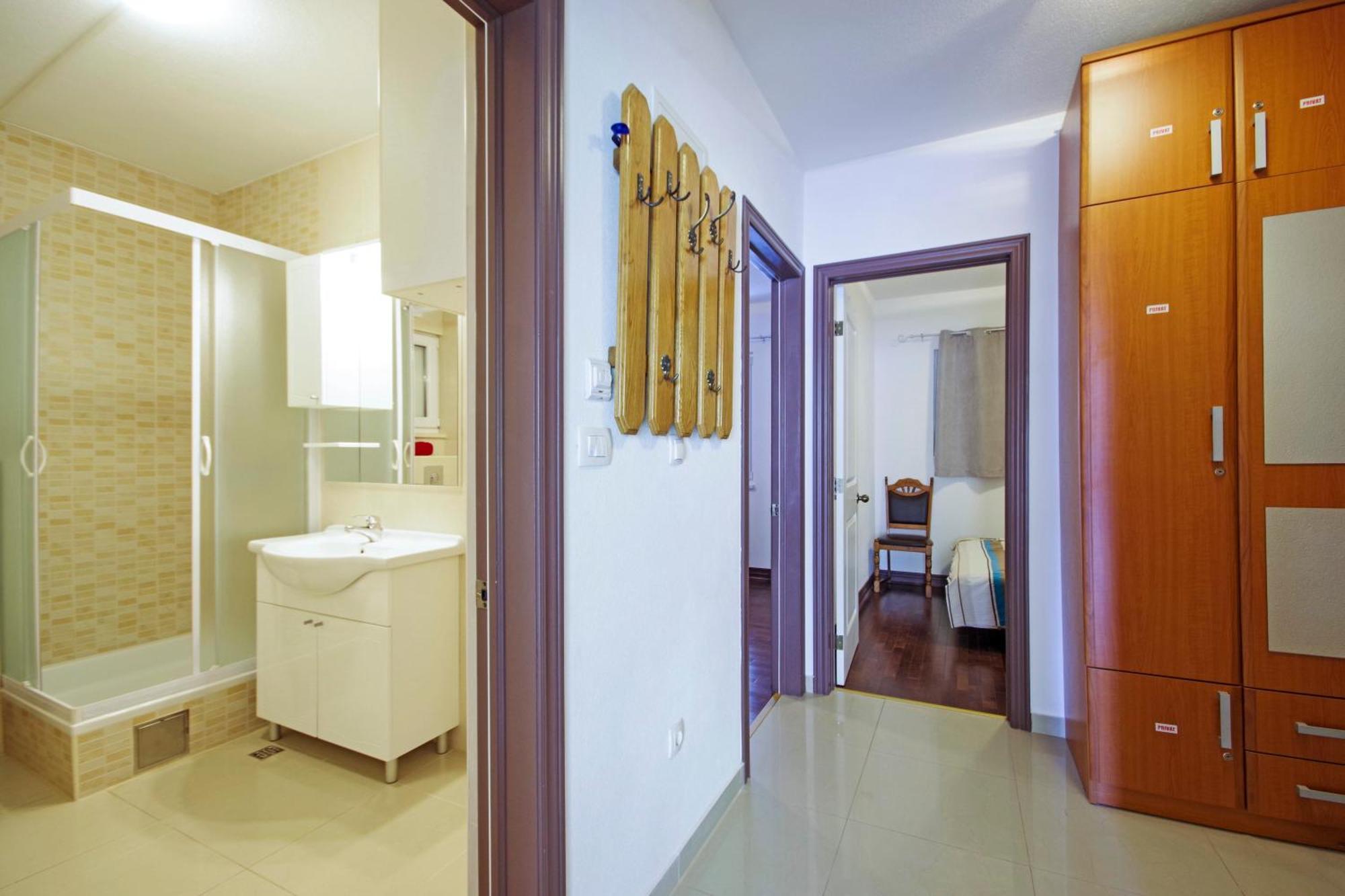 Apartmani Cezar Makarska Exterior photo