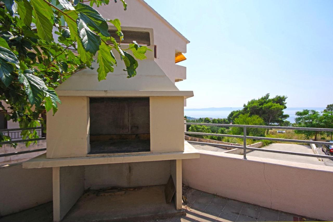 Apartmani Cezar Makarska Exterior photo