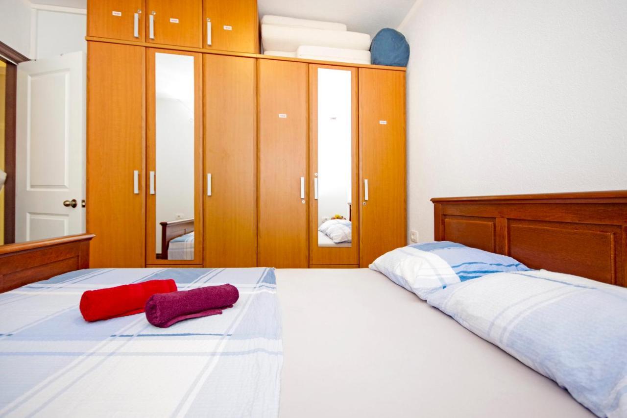 Apartmani Cezar Makarska Exterior photo